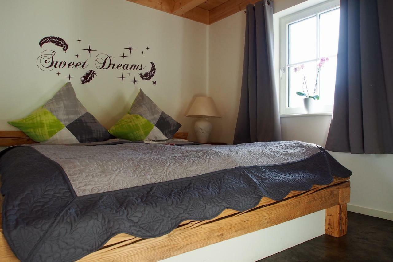 Ferienwohnung Almflair Chalet ティールゼー エクステリア 写真